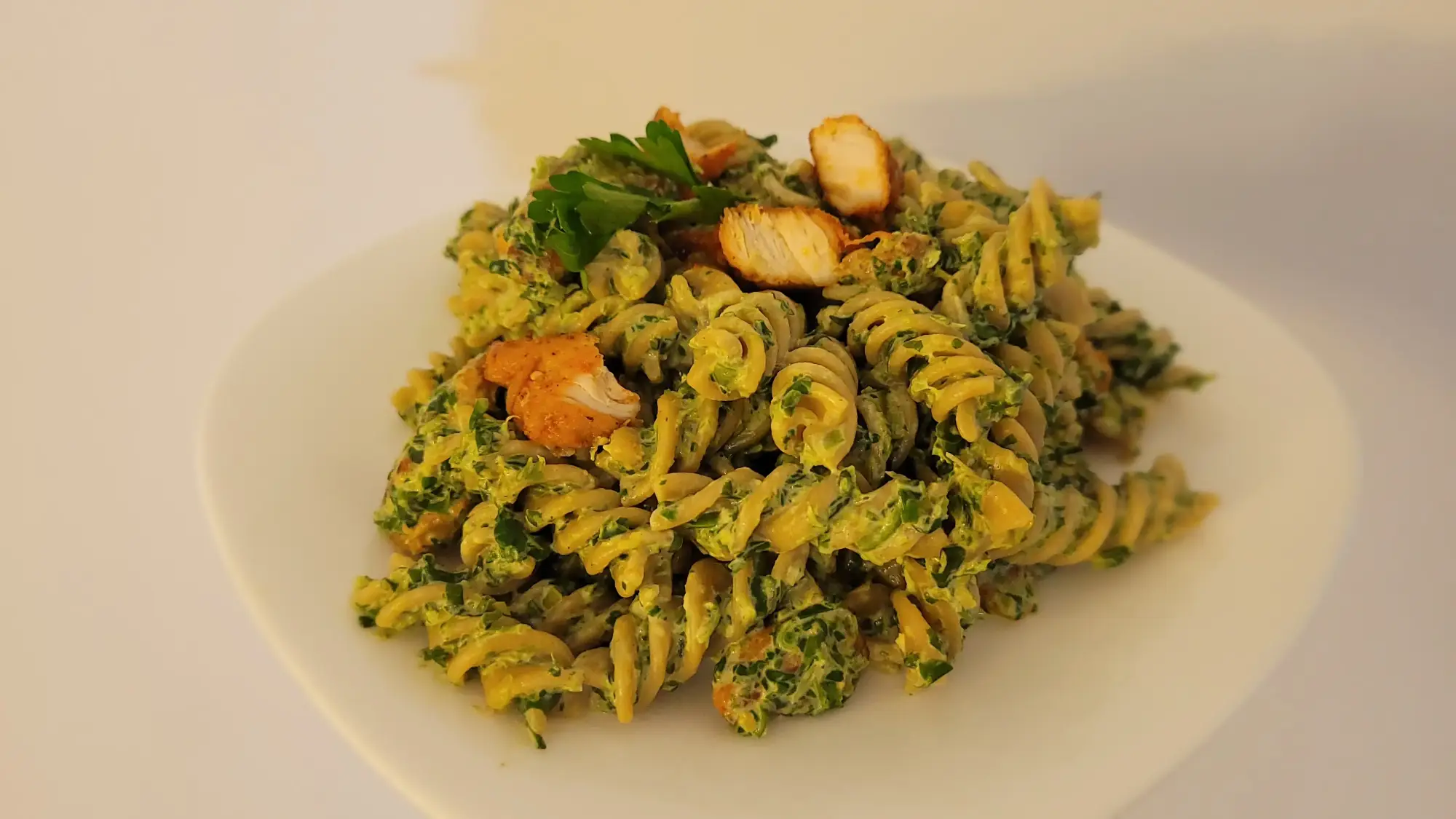 Najlepszy makaron ze szpinakiem i kurczakiem