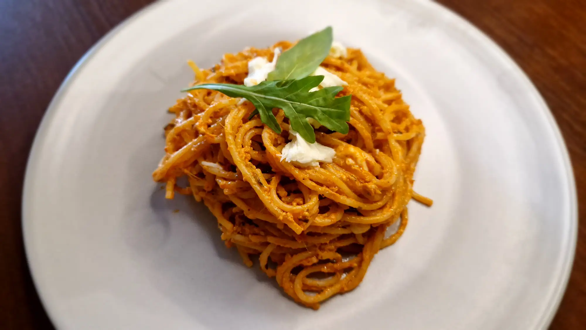 Makaron z pesto i mozzarellą